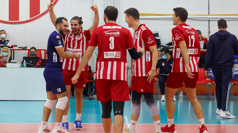 Champions League: «Καθάρισε» την Κομάρνο και προκρίθηκε ο Ολυμπιακός