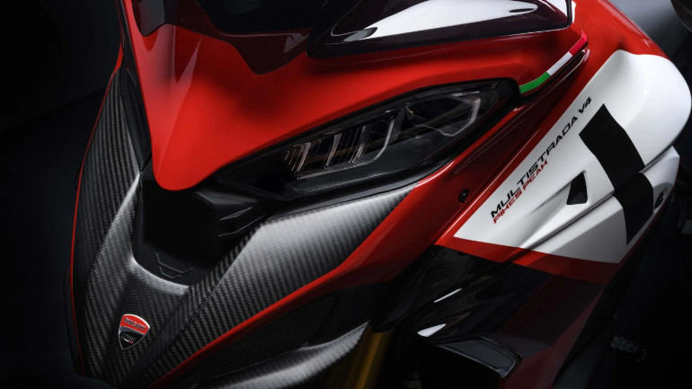 Τον σχεδιασμό της νέας Pikes Peak ανέλαβε ο διάσημος σχεδιαστής Aldo Drudi.