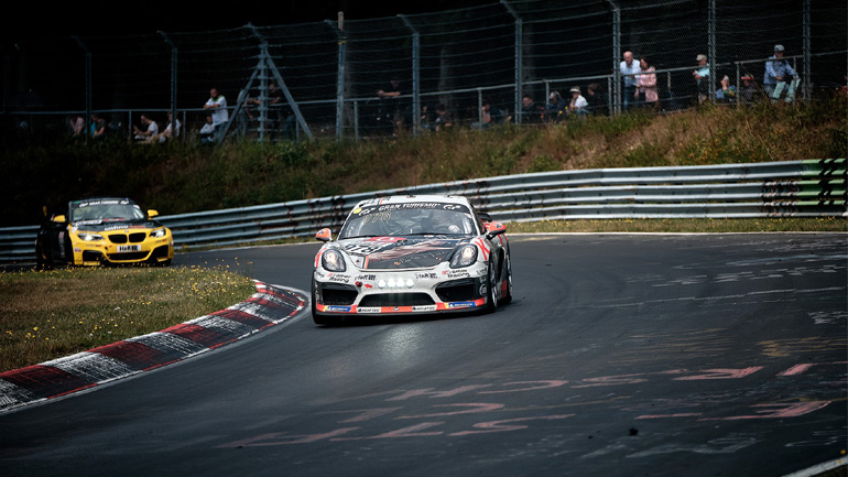 Πόσο κοστίζει να τρέξεις στη Nurburgring. Πόσο να τρακάρεις;