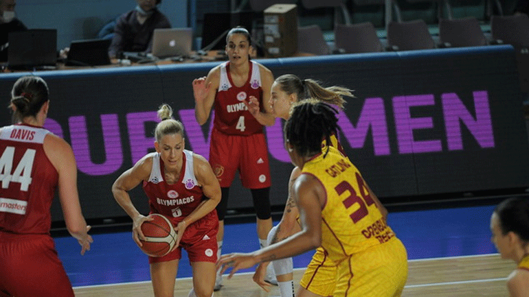 Μπάσκετ γυναικών: Βαριά ήττα του Ολυμπιακού στην Ρωσία, 88-70 η Ναντέζντα