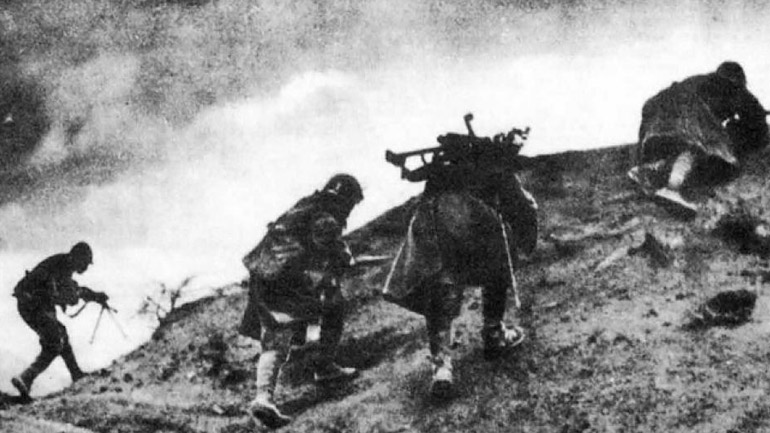 Στις τελετές μνήμης προς τιμήν των Ελλήνων Πεσόντων στη Βόρεια Ήπειρο ο Α. Κατσανιώτης