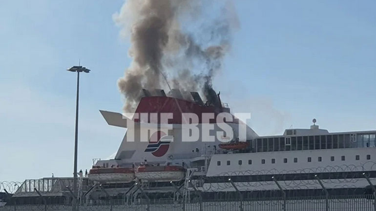 Φωτιά σε ελλιμενισμένο πλοίο στο νέο λιμάνι της Πάτρας