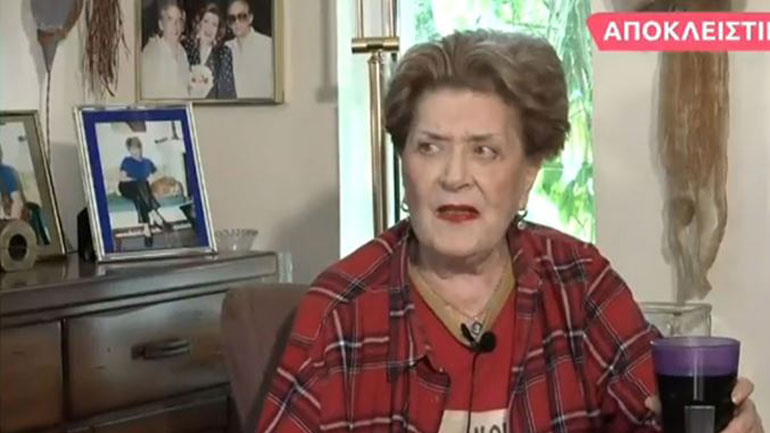 H Βάσια Τριφύλλη εξομολογείται: «Όταν είχα καρκίνο στο Ραντεβού στα τυφλά, λιποθυμούσα, έπεφτα κάτω»