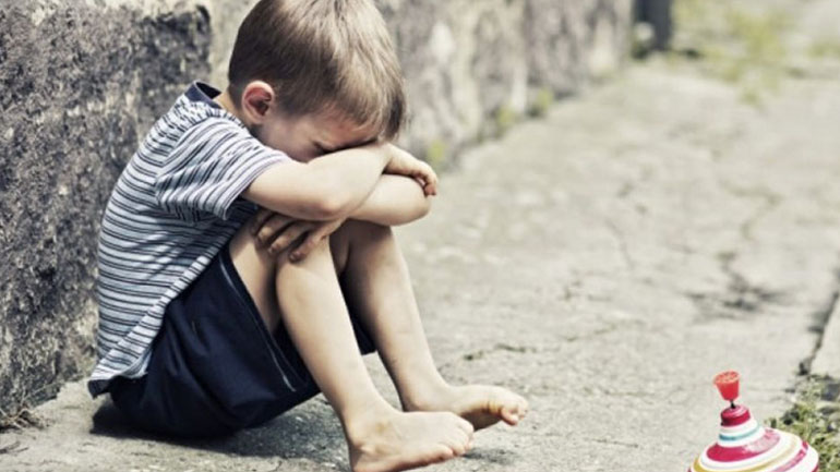 Με τον κίνδυνο της φτώχειας βρίσκεται αντιμέτωπο το 31,5% των παιδιών στην Ελλάδα Με τον κίνδυνο της φτώχειας βρίσκεται αντιμέτωπο το 31,5% των παιδιών στην Ελλάδα