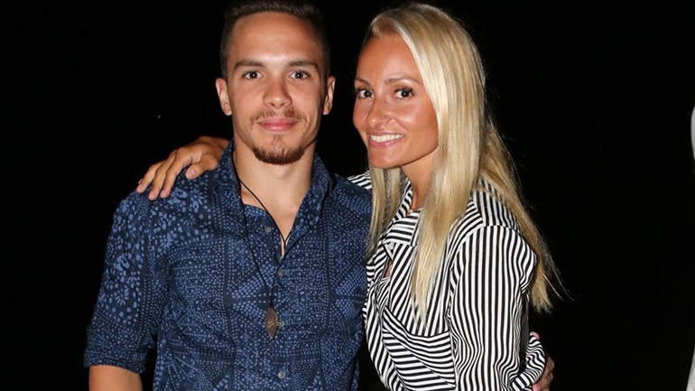 Βασιλική Μιλλούση για τις δηλώσεις του Λευτέρη Πετρούνια: «Άνθρωποι είμαστε λάθη κάνουμε» Βασιλική Μιλλούση για τις δηλώσεις του Λευτέρη Πετρούνια: «Άνθρωποι είμαστε λάθη κάνουμε»