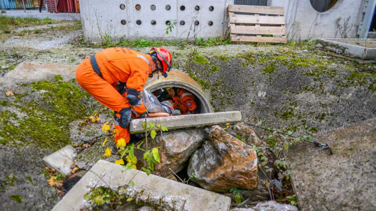 Εντυπωσιακές εικόνες από πολυεθνική άσκηση διάσωσης στη Σλοβενία με συμμετοχή του Ελληνικού Στρατού