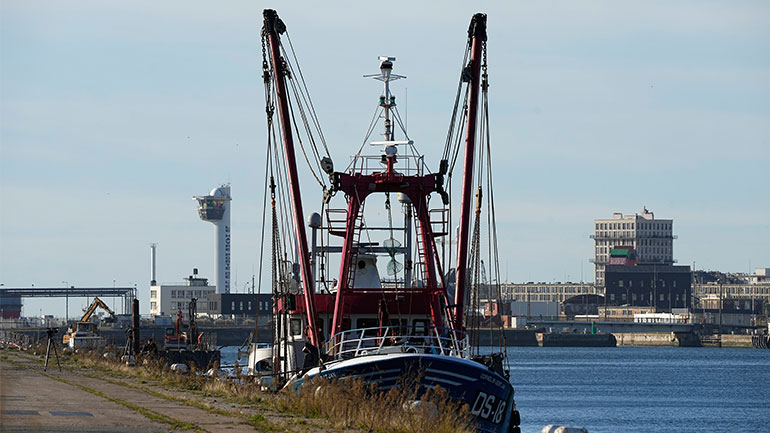 Το Λονδίνο δείχνει τα δόντια του για την αλιεία – Απειλεί με αυστηρούς ελέγχους όλα τα ευρωπαϊκά σκάφη