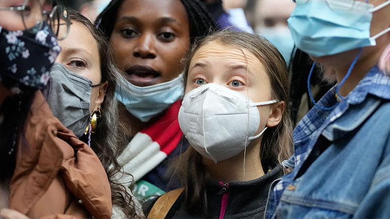 Λονδίνο: Η Γκρέτα Τούνμπεργκ σε διαδήλωση κατά των ορυκτών καυσίμων