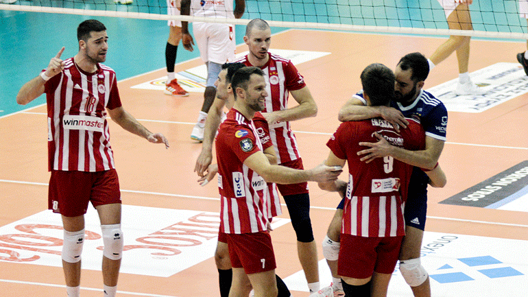 Volley League: Επίδειξη δύναμης στη Σύρο ο Ολυμπιακός, 3-0 τον Φοίνικα