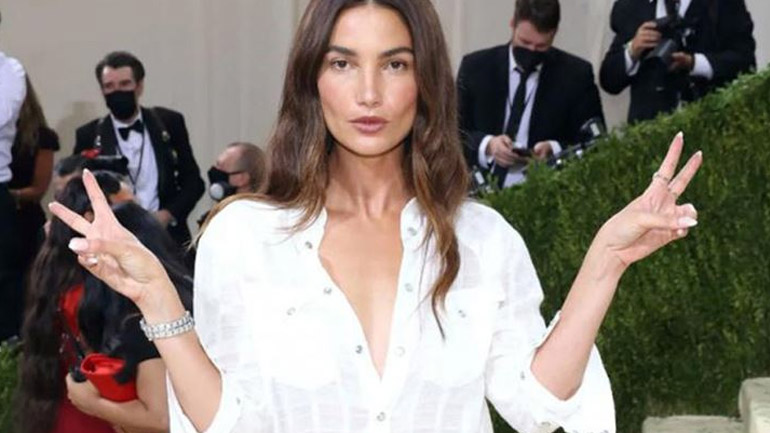 Το american manicure ήρθε για να αντικαταστήσει το elegant french manicure!