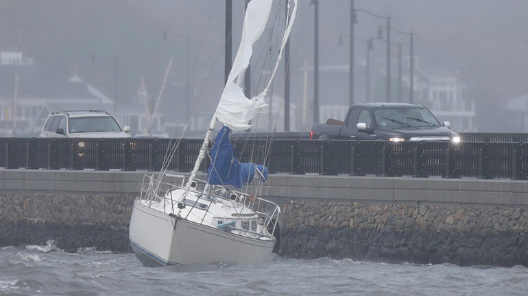 Στις ακτές της Λιβύης, ο κυκλώνας “Νέαρχος” – Βροχερός ο καιρός στη χώρα μας