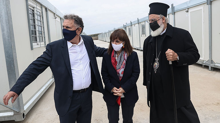 Στις σεισμόπληκτες περιοχές της Κρήτης η Πρόεδρος της Δημοκρατίας