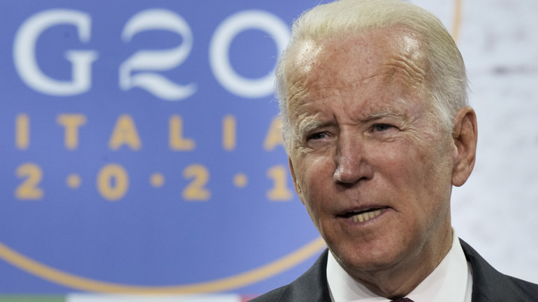 Ο Μπάιντεν πλέκει το εγκώμιο του πάπα Φραγκίσκου