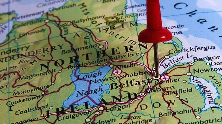 Ο αντιπρόεδρος της Κομισιόν προειδοποιεί το Λονδίνο να μην επιλέξει τη «σύγκρουση» για τη Βόρεια Ιρλανδία