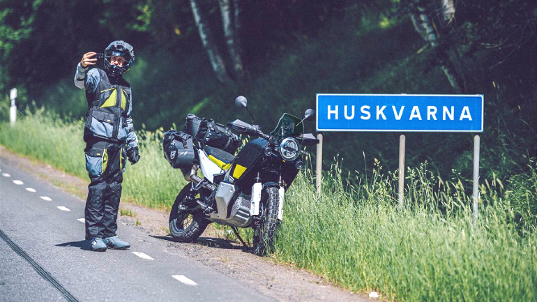 Στην πατρίδα του...