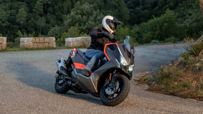 Έφτασε το πρωτοποριακό Kymco DT X360 στην τιμή των 5.690€