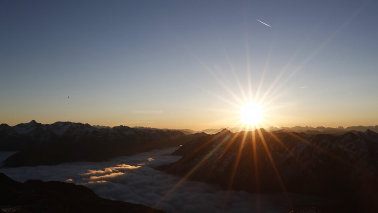 Γαλλία: Η τήξη των πάγων στη Γροιλανδία μπορεί να αυξήσει τον κίνδυνο πλημμυρών