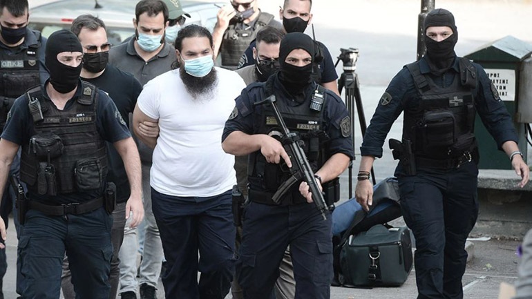 Μονή Πετράκη: Νέα προθεσμία για τον ιερέα που επιτέθηκε με βιτριόλι