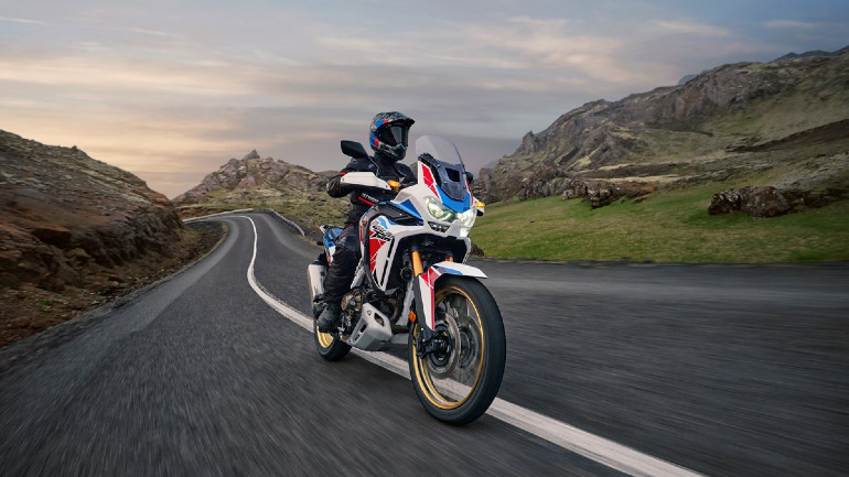 Προαιρετικά η Honda δίνει ηλεκτρονικές αναρτήσεις της Showa για το Adventure Sports.