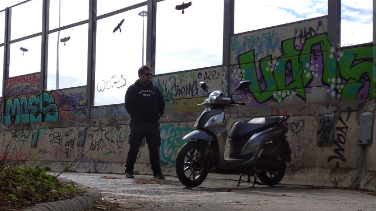 Εκτός από εξαιρετικό scooter το ST200 έχει εξαιρετικά ανταγωνιστική τιμή.