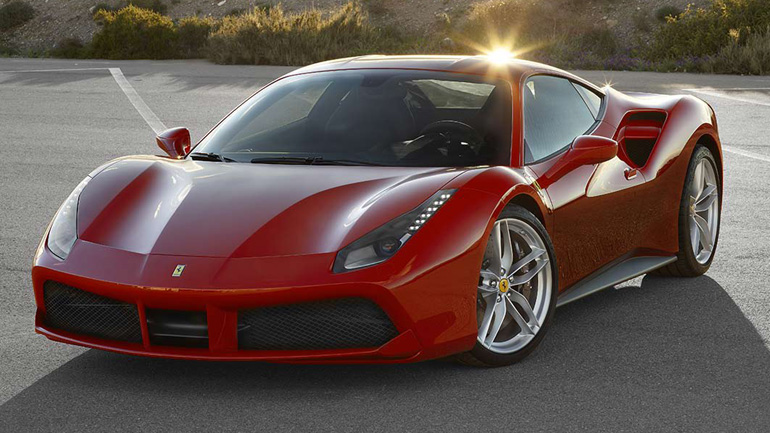 Η Ferrari ανακαλεί σχεδόν 10.000 μοντέλα για διαρροή στα φρένα