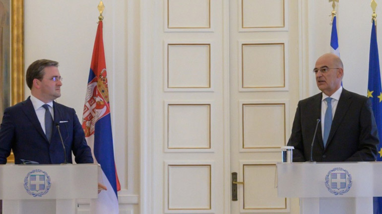 Συνάντηση του Νίκου Δένδια με τον Σέρβο ομόλογό του στην Αθήνα