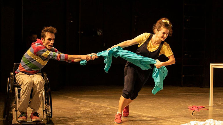 «Πιο Δυνατός κι από τον Σούπερμαν» του Roy Kift στο Σύγχρονο Θέατρο