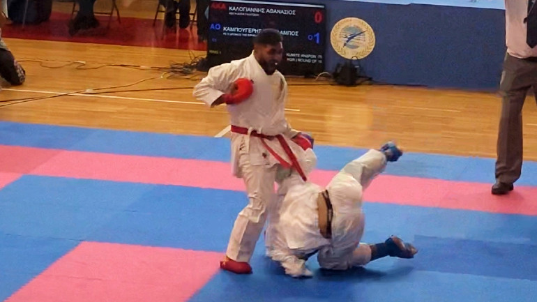 Το αγωνιστικό καράτε είναι μέρος της ζωής του, όντας μέλος της Εθνικής Ομάδας σχεδόν δέκα χρόνια.