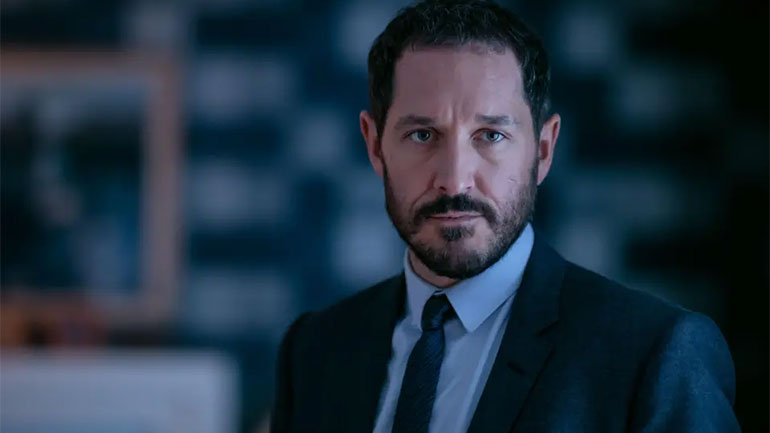 Ο Μπέρτι Κάρβελ θα εμφανιστεί ως Τόνι Μπλερ στον πέμπτο κύκλο του The Crown