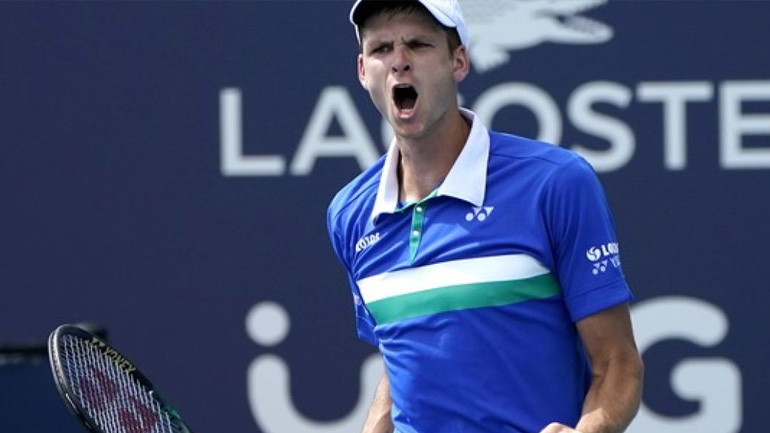 Τένις: Ο Χουρκάτς εξασφάλισε τo τελευταίο εισιτήριο για το Nitto ATP Finals