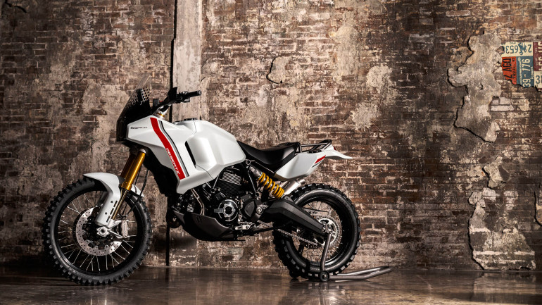 Τι γνωρίζουμε μέχρι τώρα για την χωμάτινη Ducati Desert X;