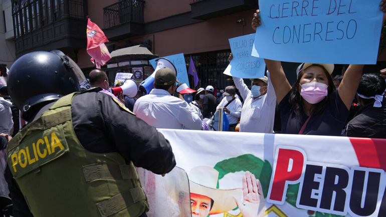 Περού: Η νέα κυβέρνηση εξασφάλισε την ψήφο εμπιστοσύνης του Κογκρέσου