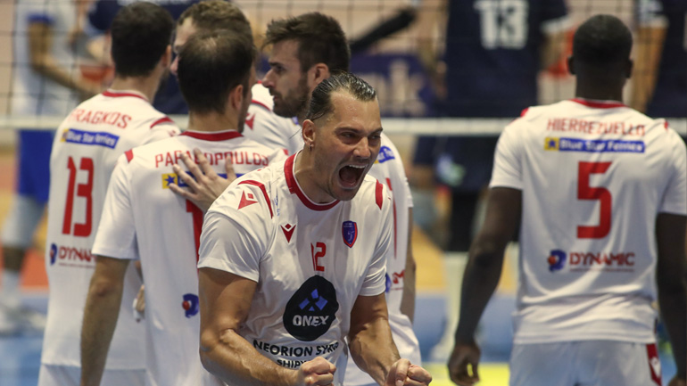 League Cup «Νίκος Σαμαράς»: Προβάδισμα πρόκρισης για τον Φοίνικα Σύρου