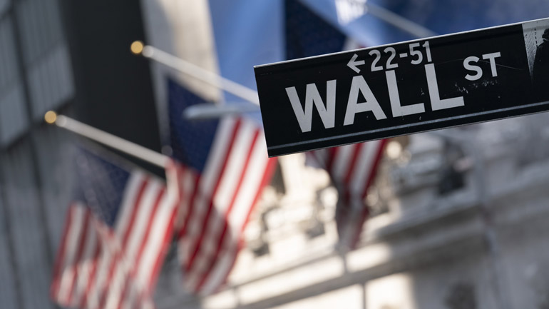 Κλείσιμο με τριπλό ρεκόρ στη Wall Street