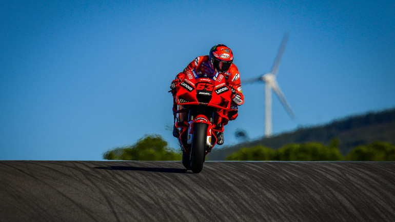 MotoGP Πορτογαλίας: Πέμπτη συνεχόμενη pole position για τον Bagnaia