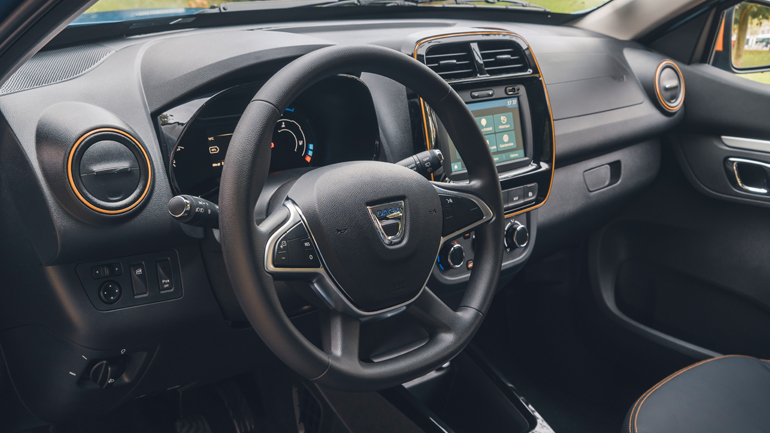 Το 76% των ιδιοκτητών Dacia δεν θέλουν υπερβολικό εξοπλισμό