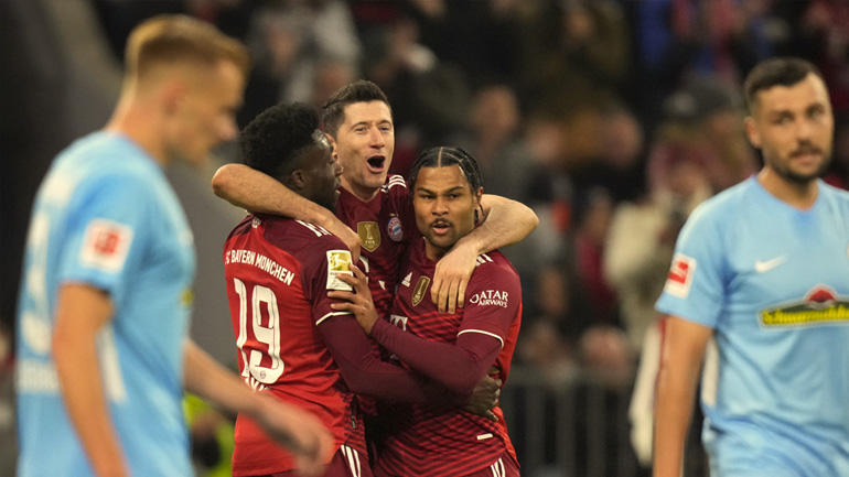 Γερμανία: Δύσκολη νίκη για την Μπάγερν Μονάχου, ήττα της Ντόρτμουντ από τη Λειψία