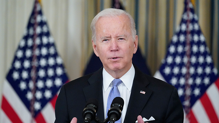 ΗΠΑ: Ο Τζο Μπάιντεν χαιρετίζει την έγκριση του σχεδίου του για τις υποδομές