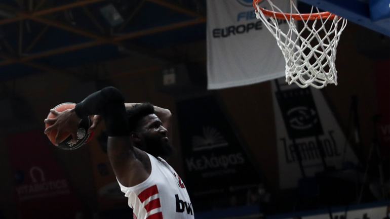 Σαν σε… προπόνηση ο Ολυμπιακός, 93-67 το Περιστέρι