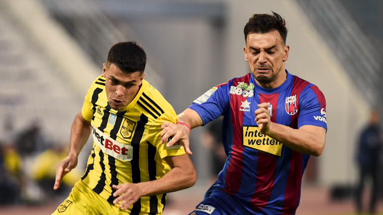 Επεισοδιακή νίκη του Άρη στο Πανθεσσαλικό, 2-1 στον Βόλο