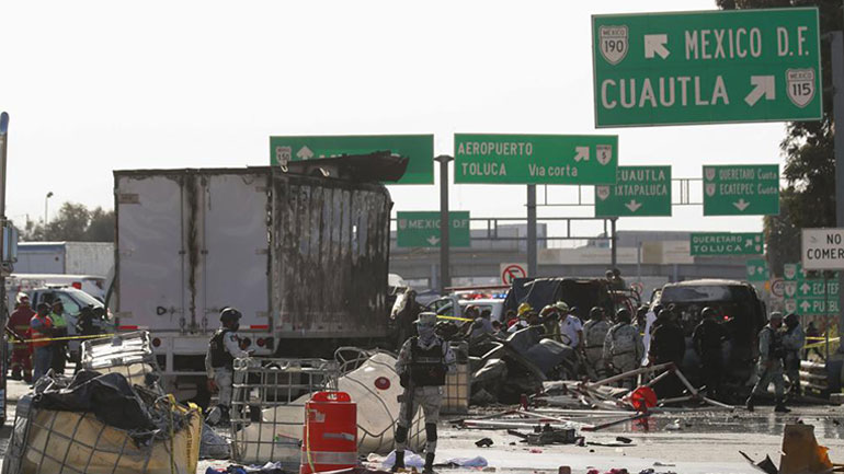 Τουλάχιστον 19 νεκροί σε τροχαίο δυστύχημα σε τμήμα της εθνικής οδού στο κεντρικό Μεξικό
