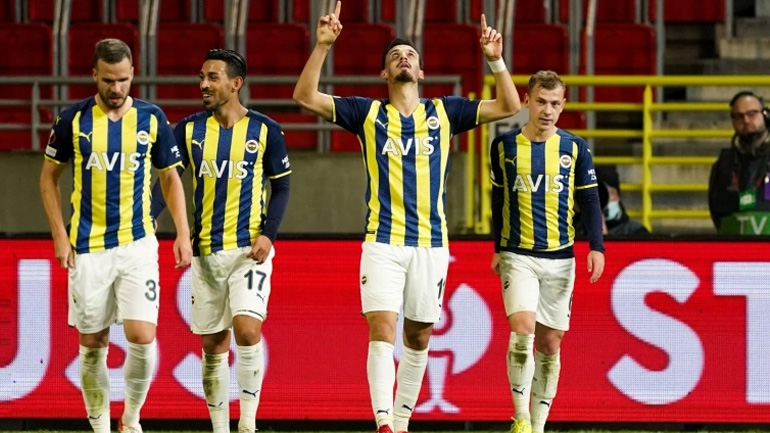 Τουρκία: Η Φενέρμπαχτσε γλίτωσε την ήττα στο 98′, πέτυχε γκολ ο Κολοβέτσιος