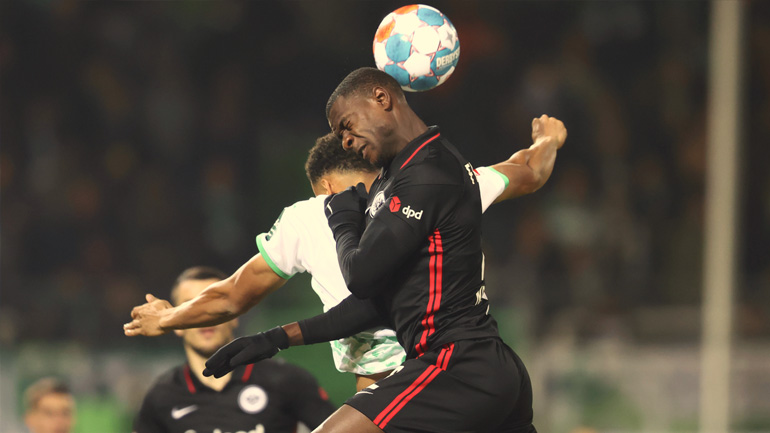 Γερμανία: «Διπλό» στις καθυστερήσεις για την Άιντραχτ, 2-1 την Γκρόιτερ Φιρτ