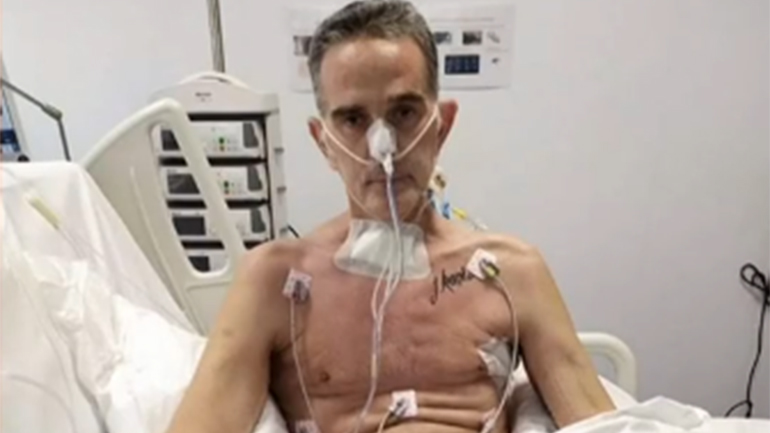 Παγκόσμιος πρωταθλητής bodybuilding έμεινε δύο μήνες διασωληνωμένος και έχασε 42 κιλά Παγκόσμιος πρωταθλητής bodybuilding έμεινε δύο μήνες διασωληνωμένος και έχασε 42 κιλά