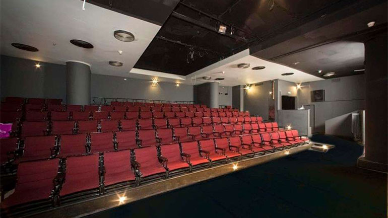 Το Θέατρο Τέχνης εγκαινιάζει το ψηφιακό του ρεπερτόριο για τη φετινή σεζόν