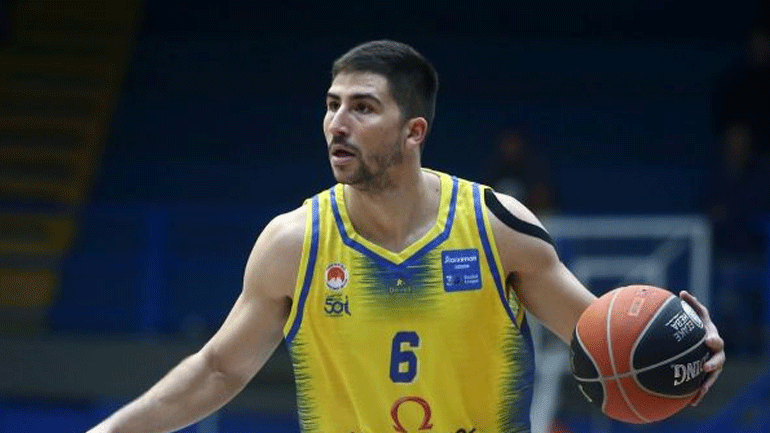 Περιστέρι: Δύο μήνες εκτός δράσης ο Μωραΐτης