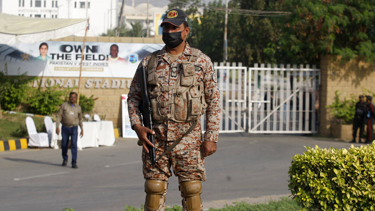 Πακιστάν: Η κυβέρνηση ήρε την απαγόρευση του ισλαμιστικού κόμματος TLP