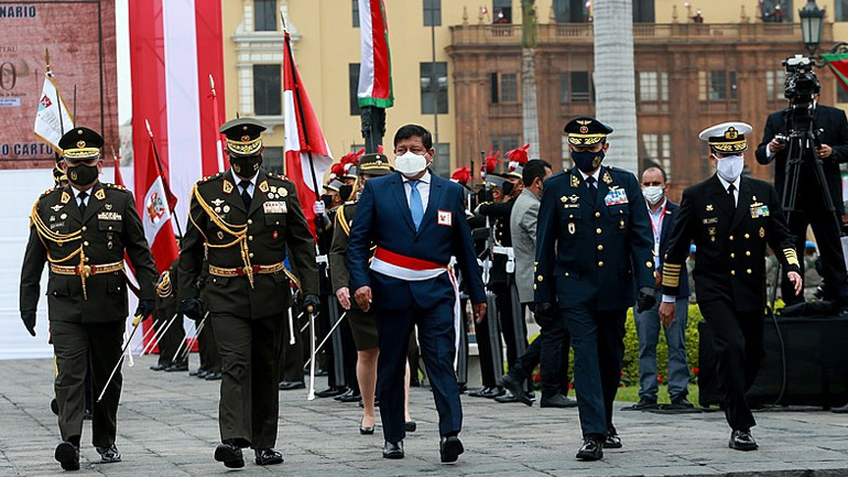 Παραιτήθηκε ο υπουργός Άμυνας του Περού