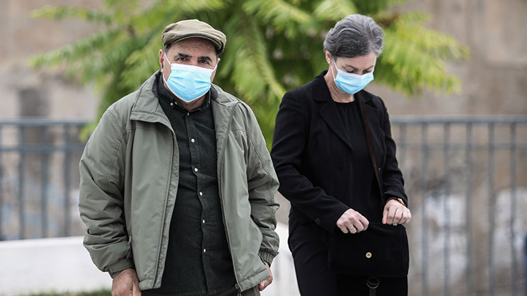 Διαξιφισμοί ιατροδικαστή – υπεράσπισης στη δίκη για τον θάνατο του Ζακ Κωστόπουλου