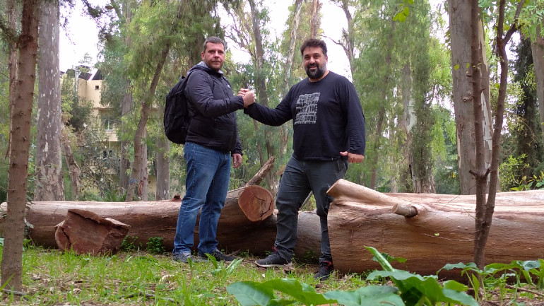 Του αρέσει να πηγαίνει στο γήπεδο, αλλά δε γνωρίζω την ομάδα που υποστηρίζει…